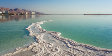 Morze Martwe – najniższy punkt na Ziemi, naturalne SPA i fascynujące tajemnice